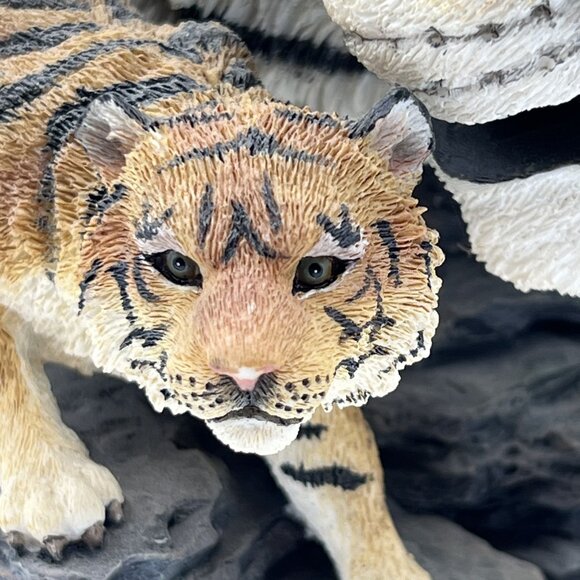 Vintage Bengal Tiger Bust & Full Body RARE Statue Collectible Wildlife Decor - Picture 3 of 12